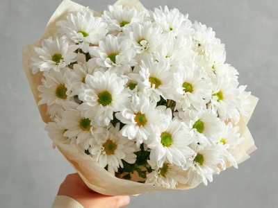 Монобукет из белых хризантем